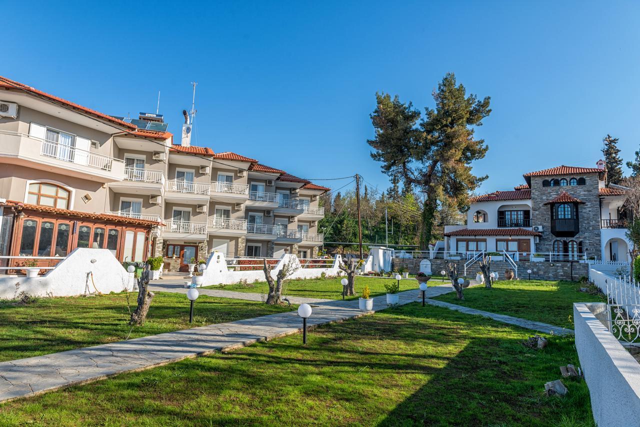 Georgalas Sun Beach Rooms Nea Kallikrateia Екстериор снимка