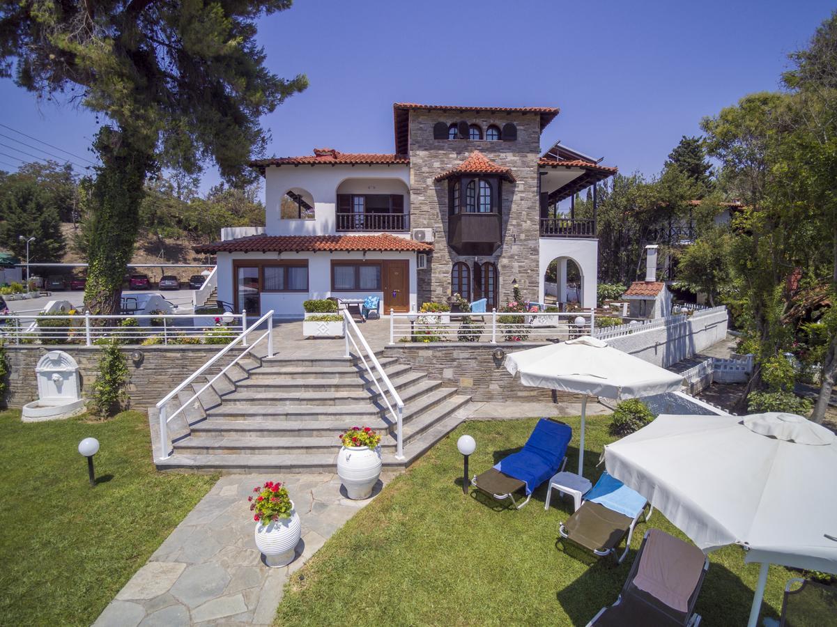 Georgalas Sun Beach Rooms Nea Kallikrateia Екстериор снимка