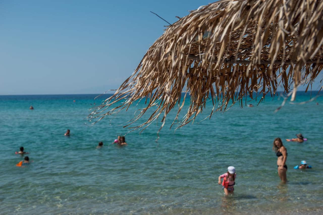 Georgalas Sun Beach Rooms Nea Kallikrateia Екстериор снимка